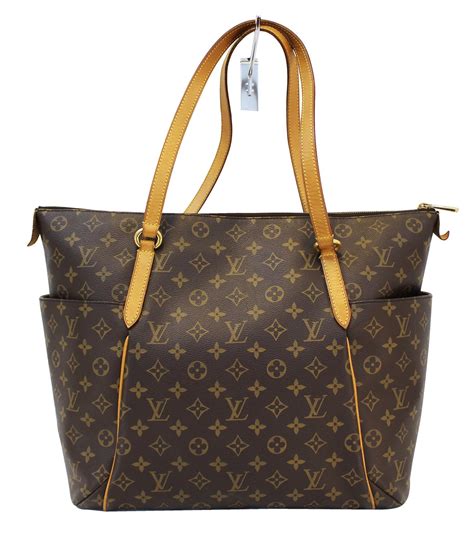 louis vuitton logo handbags